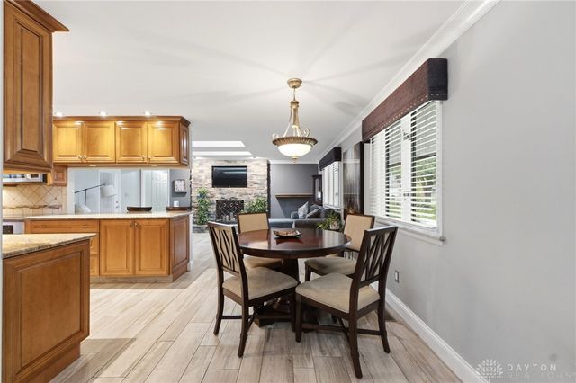 7882 Millerton Drive, Centerville, OH 45459
