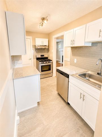 756 Shady Dr E, Mt Lebanon, PA 15228