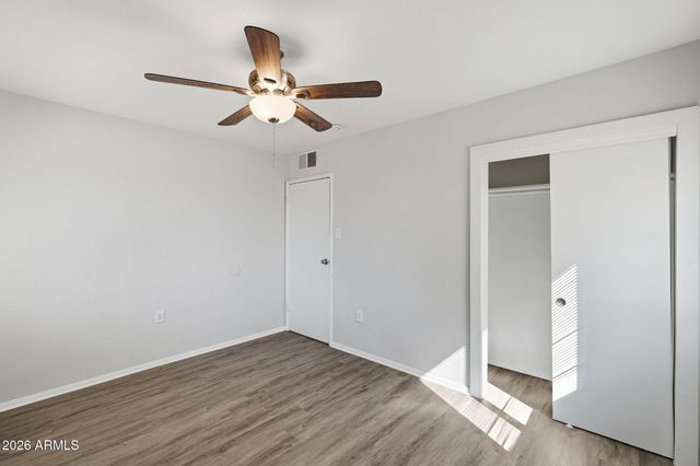 2525 W LUKE Avenue, Phoenix, AZ 85017