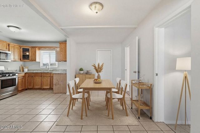 2525 W LUKE Avenue, Phoenix, AZ 85017