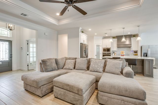 139 Oak Meadow Lane, Weatherford, TX 76085
