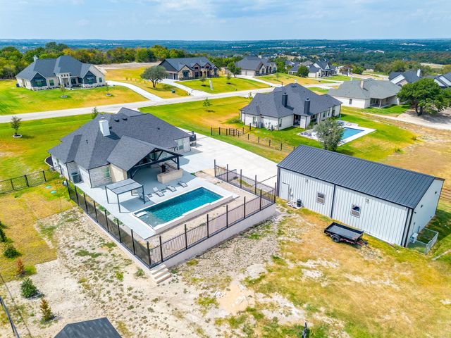 139 Oak Meadow Lane, Weatherford, TX 76085