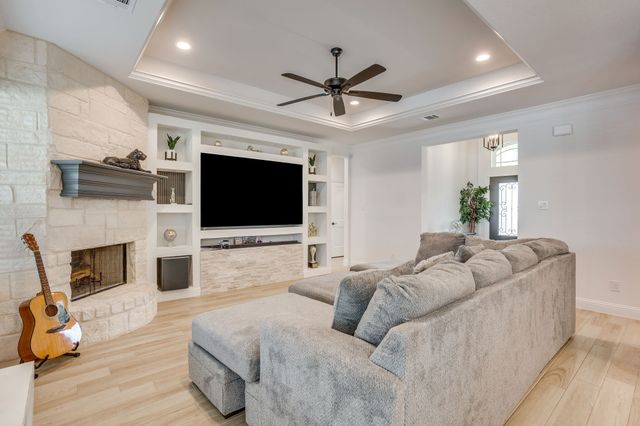 139 Oak Meadow Lane, Weatherford, TX 76085