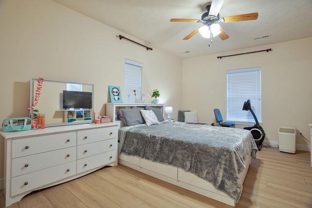 801 Silvercliff Way, Branson West, MO 65737