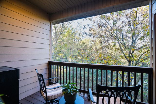 801 Silvercliff Way, Branson West, MO 65737