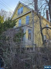 526-528 Union Avenue, Irvington, NJ 07111