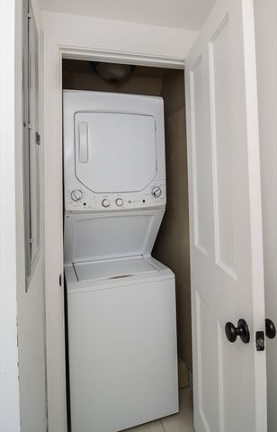 240 Franklin St B2, Cambridge, MA 02139