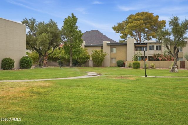 4201 E CAMELBACK Road 41, Phoenix, AZ 85018