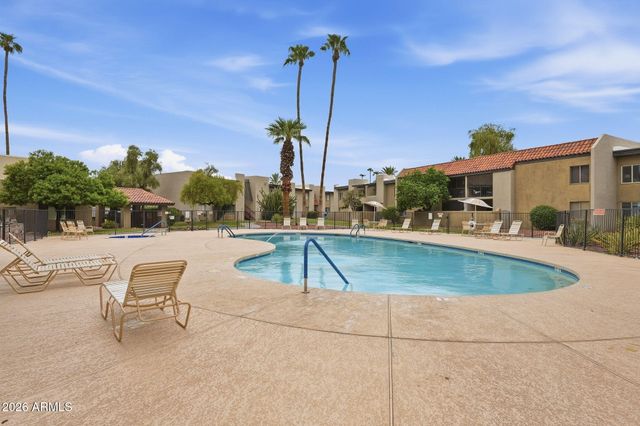 4201 E CAMELBACK Road 41, Phoenix, AZ 85018