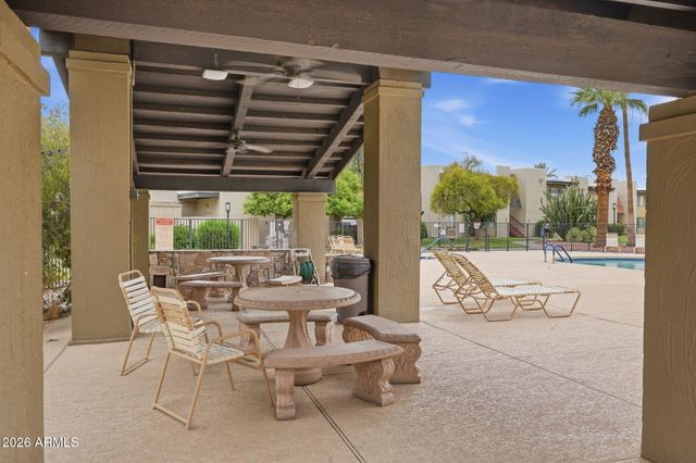4201 E CAMELBACK Road 41, Phoenix, AZ 85018