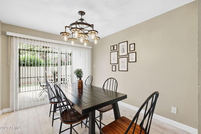 4201 E CAMELBACK Road 41, Phoenix, AZ 85018