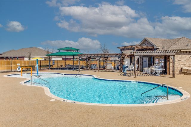 215 Ivan Court, Anna, TX 75409