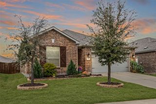 215 Ivan Court, Anna, TX 75409