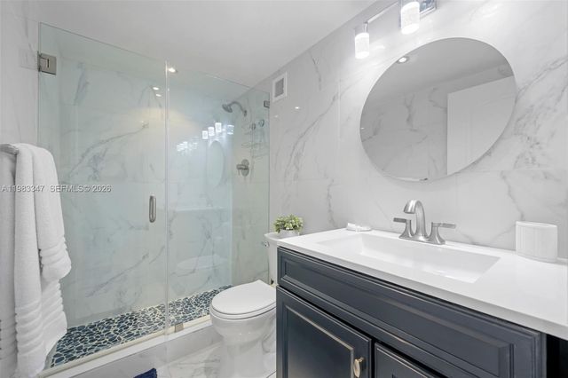 3725 S Ocean Dr 924, Hollywood, FL 33019