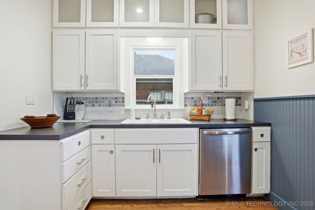 1615 S Gary Place, Tulsa, OK 74104