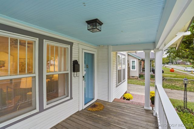 1615 S Gary Place, Tulsa, OK 74104