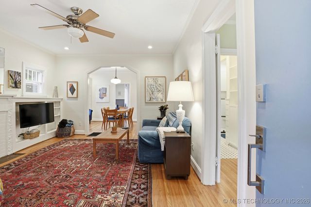 1615 S Gary Place, Tulsa, OK 74104