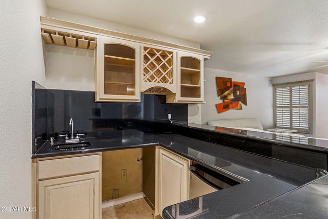 6016 OLEASTER Drive, El Paso, TX 79932