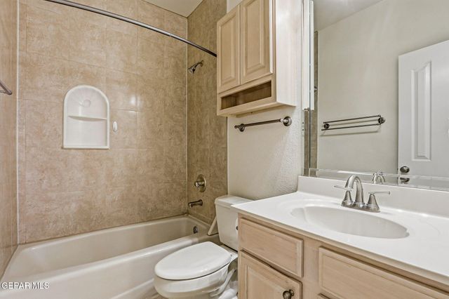 6016 OLEASTER Drive, El Paso, TX 79932