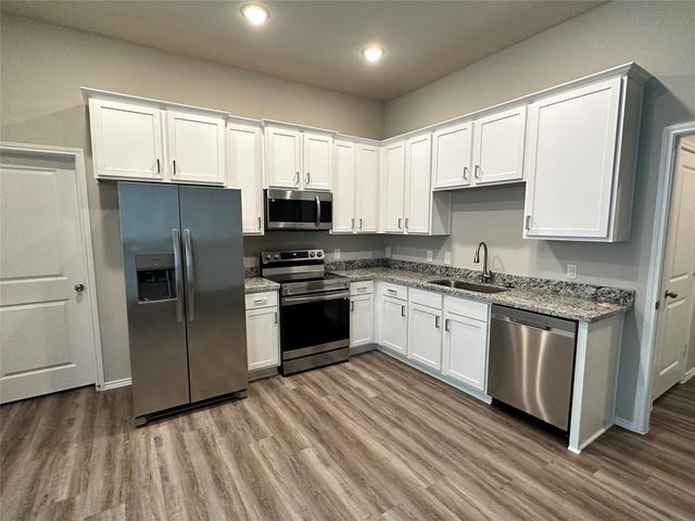 11606 Vistawood Street, Willis, TX 77318