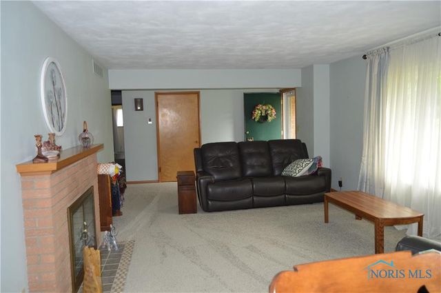 309 Huron Road, Findlay, OH 45840