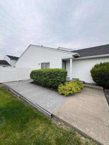 4689 Parrau Drive, 61A, Columbus, OH 43228