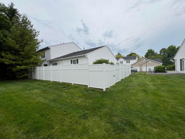 4689 Parrau Drive, 61A, Columbus, OH 43228