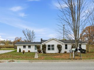 3076 Krafft Road, Fort Gratiot, MI 48059