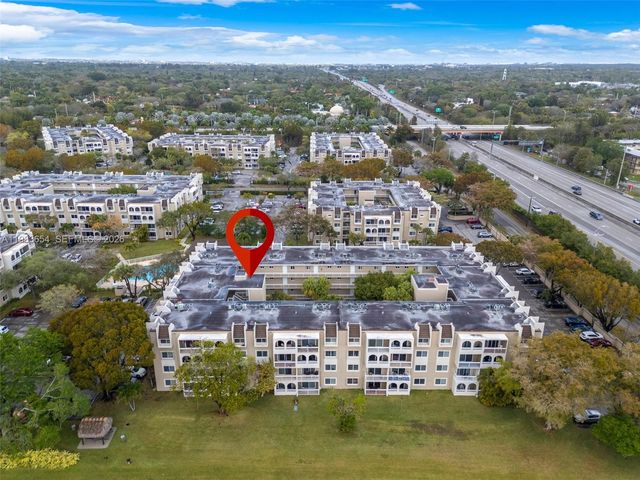 7722 Camino Real E-218, Miami, FL 33143