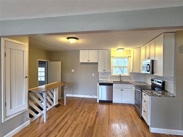 45 Saint Leonard Court, St Charles, MO 63301