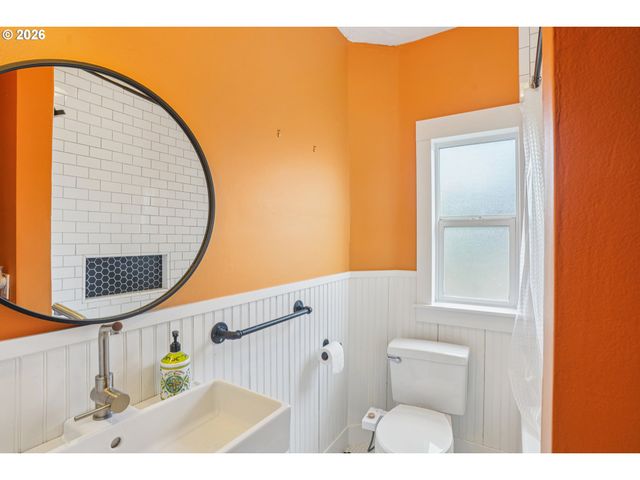 5617 Se FRANCIS St, Portland, OR 97206