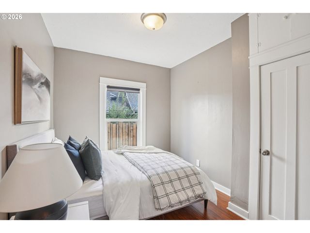 5617 Se FRANCIS St, Portland, OR 97206