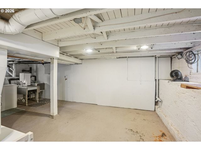 5617 Se FRANCIS St, Portland, OR 97206