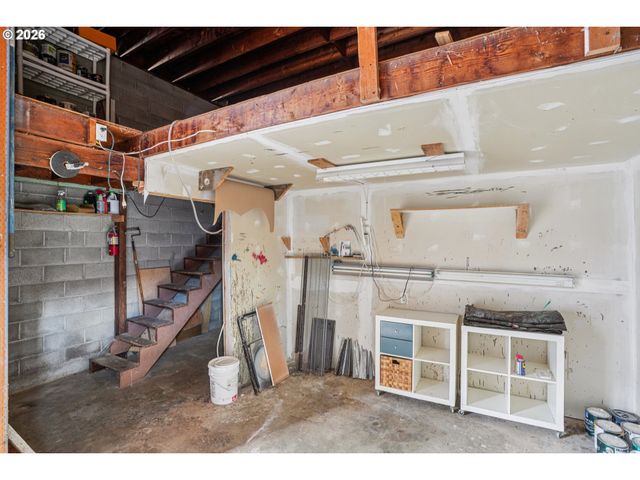 5617 Se FRANCIS St, Portland, OR 97206