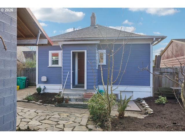 5617 Se FRANCIS St, Portland, OR 97206