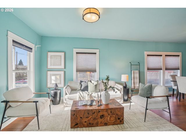 5617 Se FRANCIS St, Portland, OR 97206