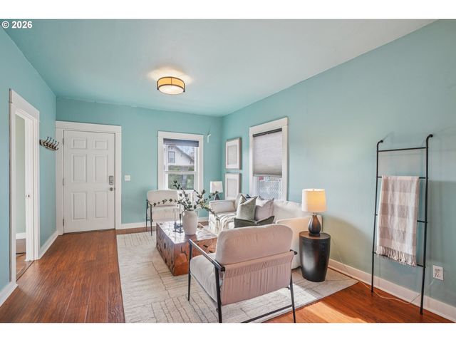 5617 Se FRANCIS St, Portland, OR 97206