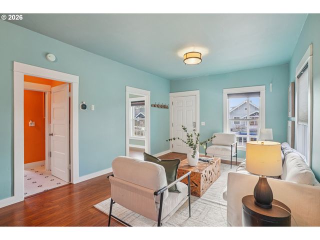 5617 Se FRANCIS St, Portland, OR 97206