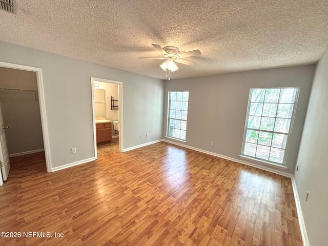 696 HAMPTON DOWNS Court, St. Johns, FL 32259