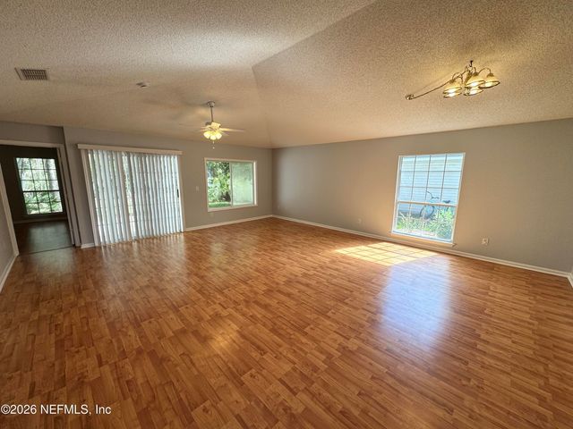 696 HAMPTON DOWNS Court, St. Johns, FL 32259