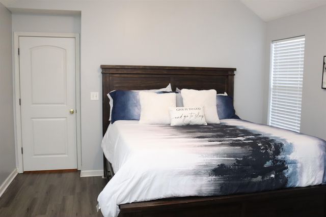 1480 PEMBERTON LN, Cordova, TN 38016