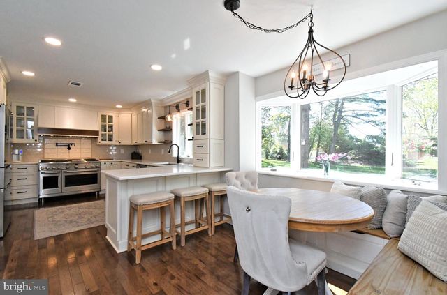 1608 S CRESCENT BLVD, Yardley, PA 19067