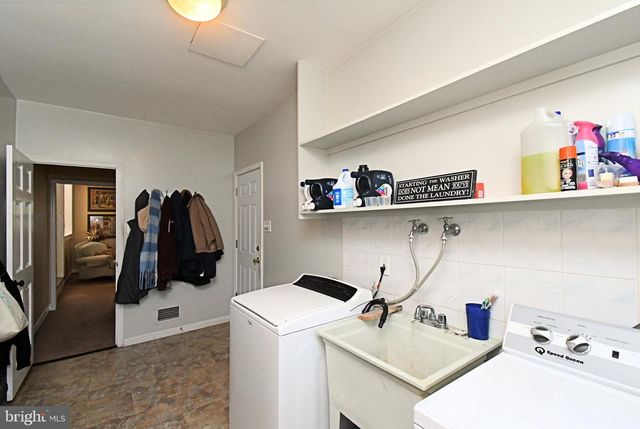 1608 S CRESCENT BLVD, Yardley, PA 19067