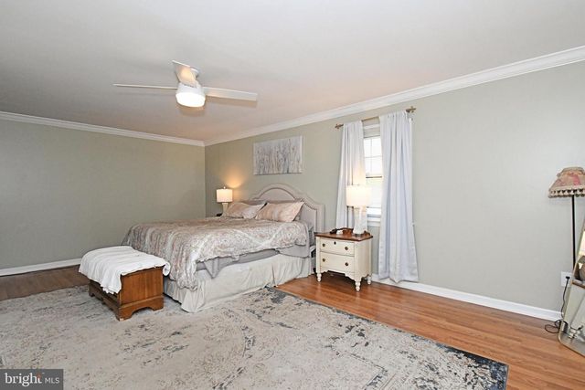 1608 S CRESCENT BLVD, Yardley, PA 19067