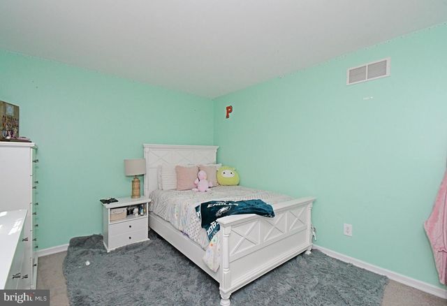 1608 S CRESCENT BLVD, Yardley, PA 19067