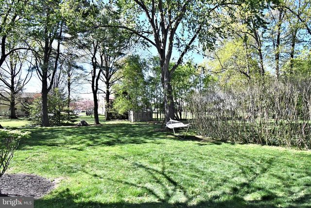 1608 S CRESCENT BLVD, Yardley, PA 19067