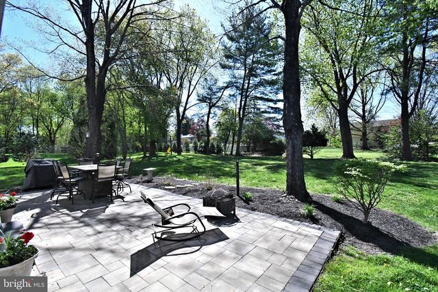 1608 S CRESCENT BLVD, Yardley, PA 19067