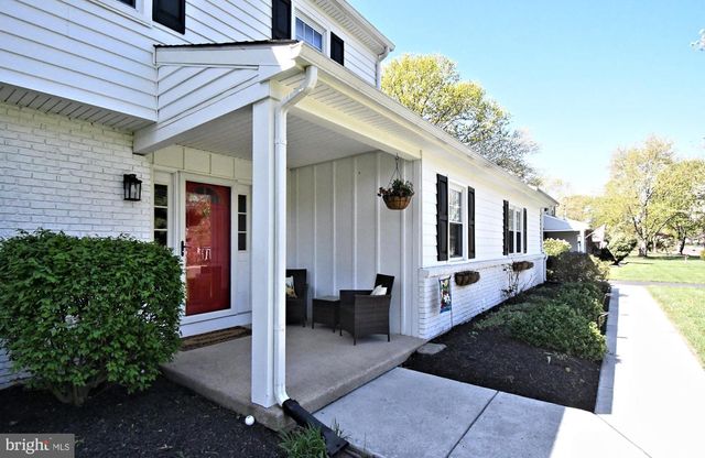 1608 S CRESCENT BLVD, Yardley, PA 19067