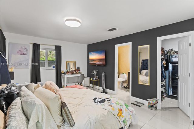 1752 S Anhinga Ln, Homestead, FL 33035