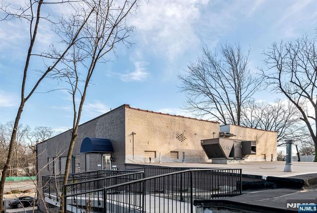 576-580 Maple Avenue, Ridgewood, NJ 07450